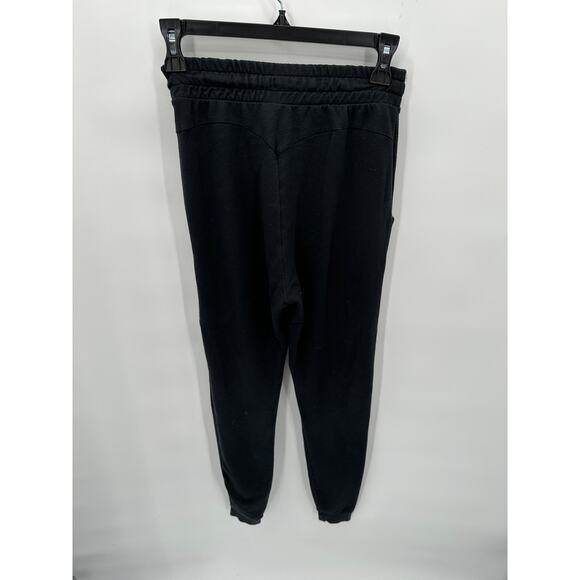 GYMSHARK Black High Rise Gym to Lounge Joggers // XS - Picture 6 of 7